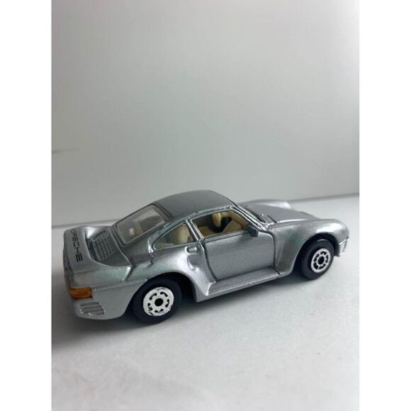 Maisto Porsche 959 Coupe Sports Car Silver Color - Picture 1 of 9